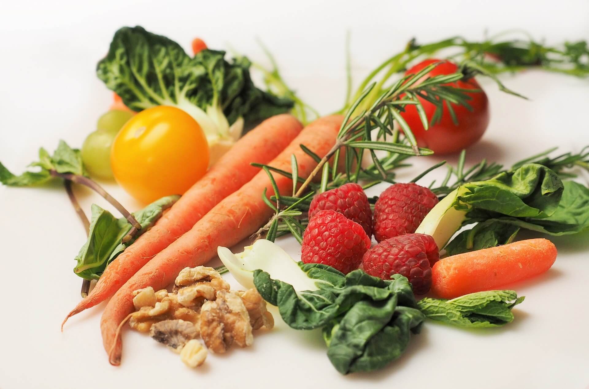 Gemüse und Obst Rohkost