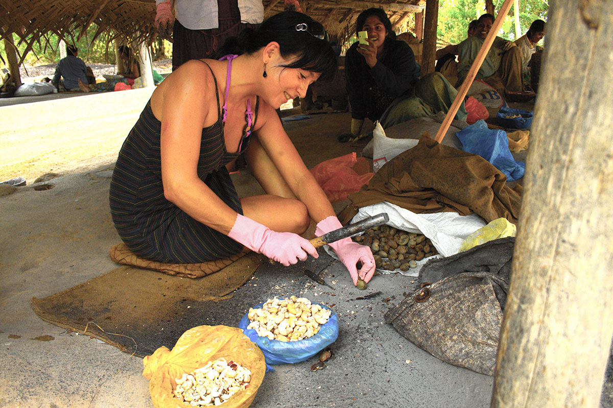 Tereza Havrlandova working on the cashew farm