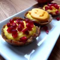 Raw Halloween pumpkin tarts